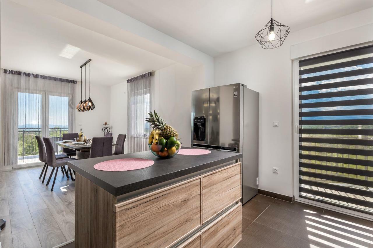 Luxury Apartment La Es Marčelji エクステリア 写真